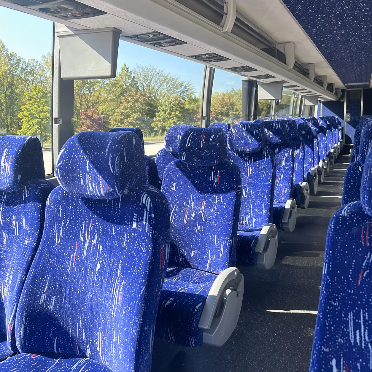 how the distance and duration of your trip affect charter bus rates in glendora