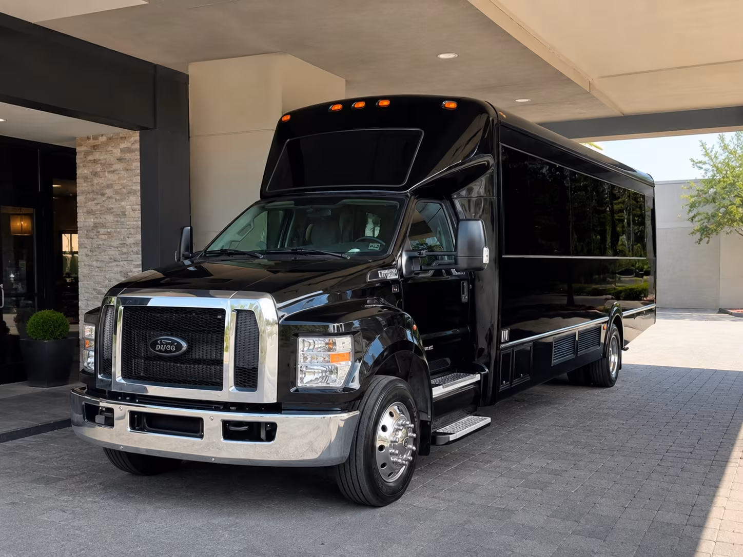 monrovia bus rentals